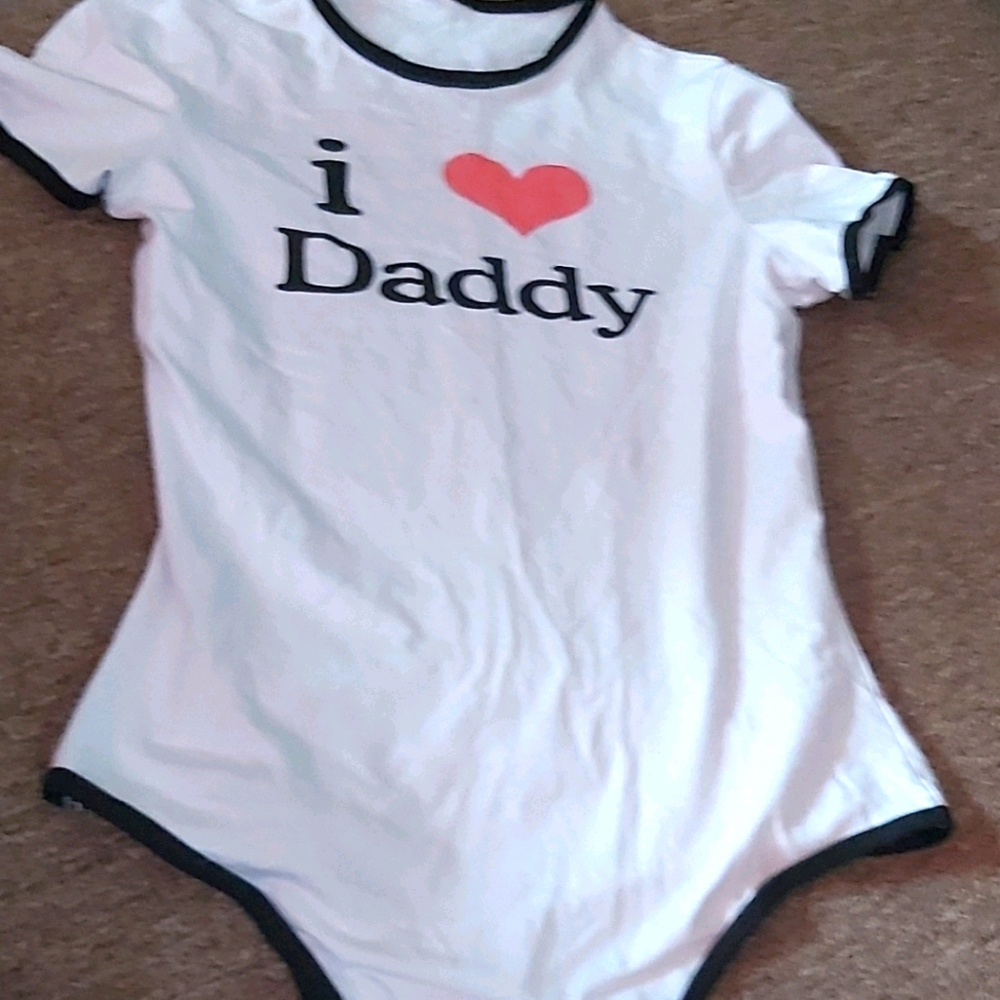 I heart daddy onesie